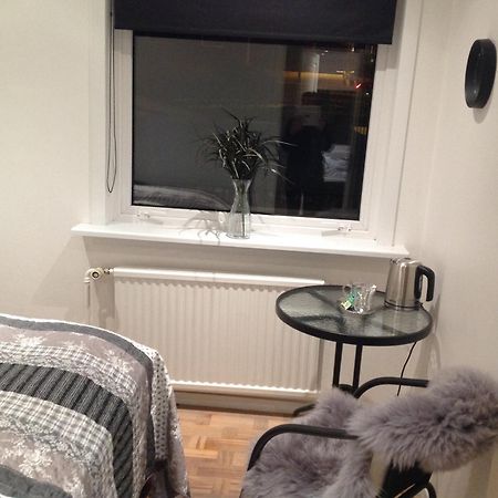 Marna Guesthouse Doubleroom Nr.4 Tórshavn Exteriör bild